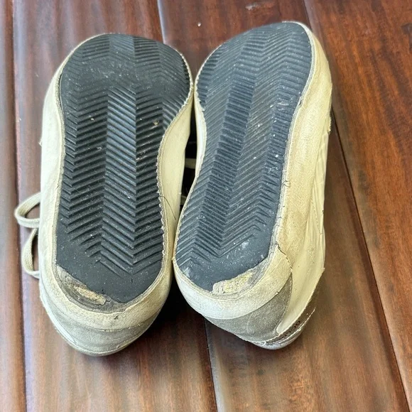 Golden Goose White and Silver Sneakers - Picture 6 of 6